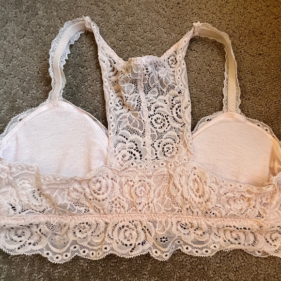 MUDD Lace Light Pink Padded Cross Back Bralette-Size Medium-EUC - Picture 3 of 4